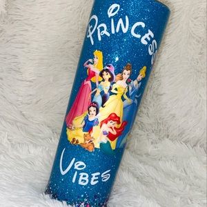 Disney fabric 30 ounce Tumbler for cold and hot.